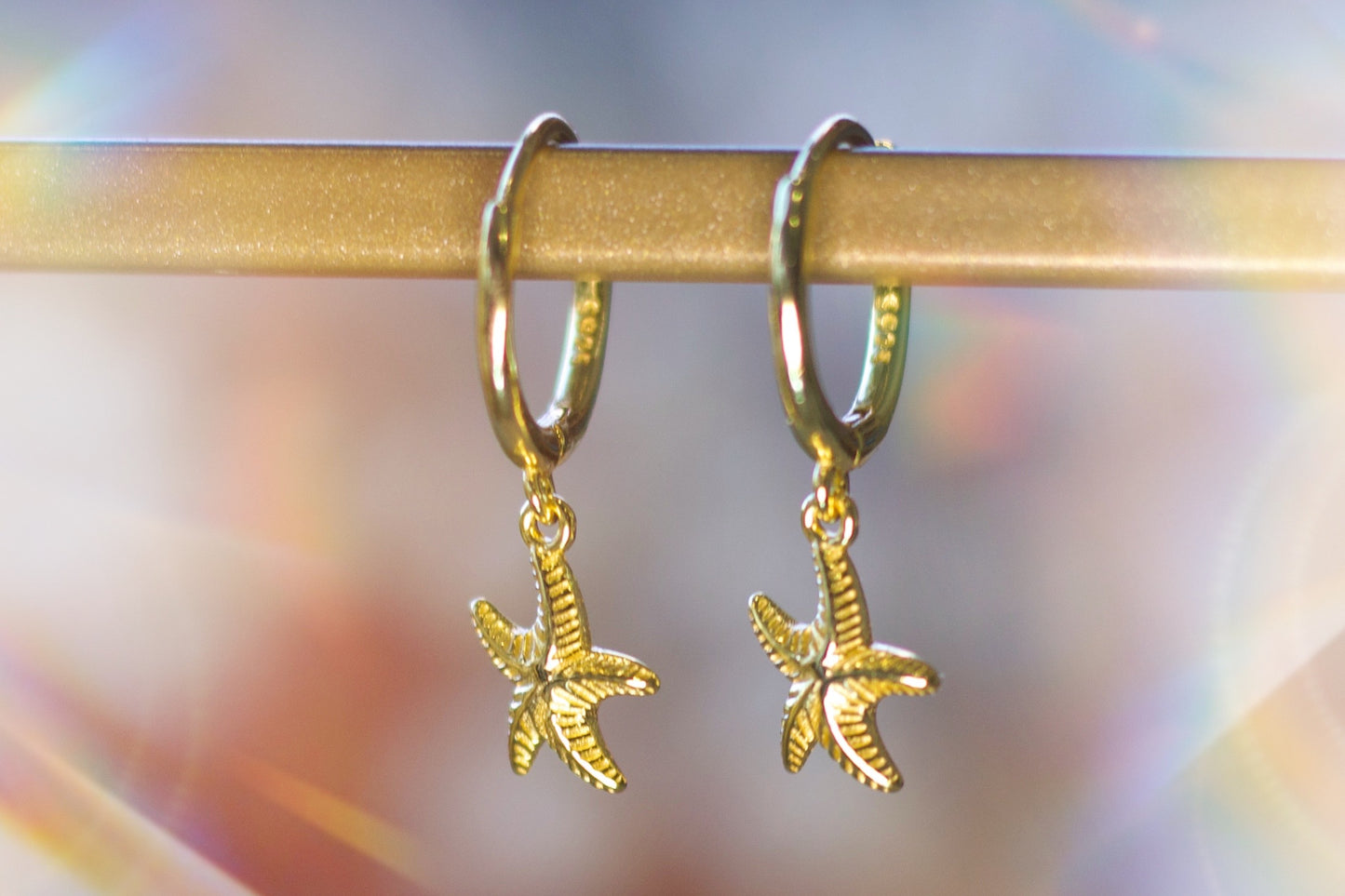 Sea Star Hoop Earring 18k