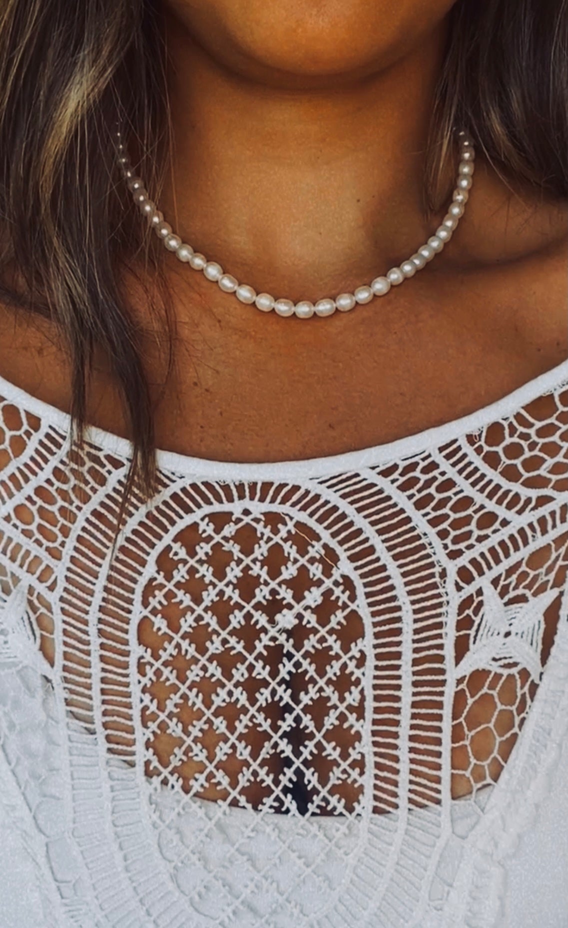 Pearl choker