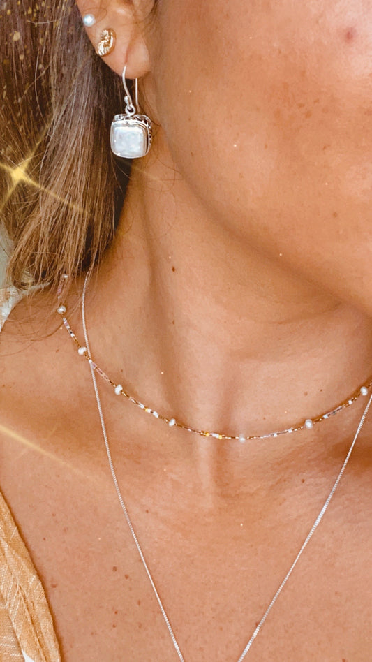 Luz pearl earring