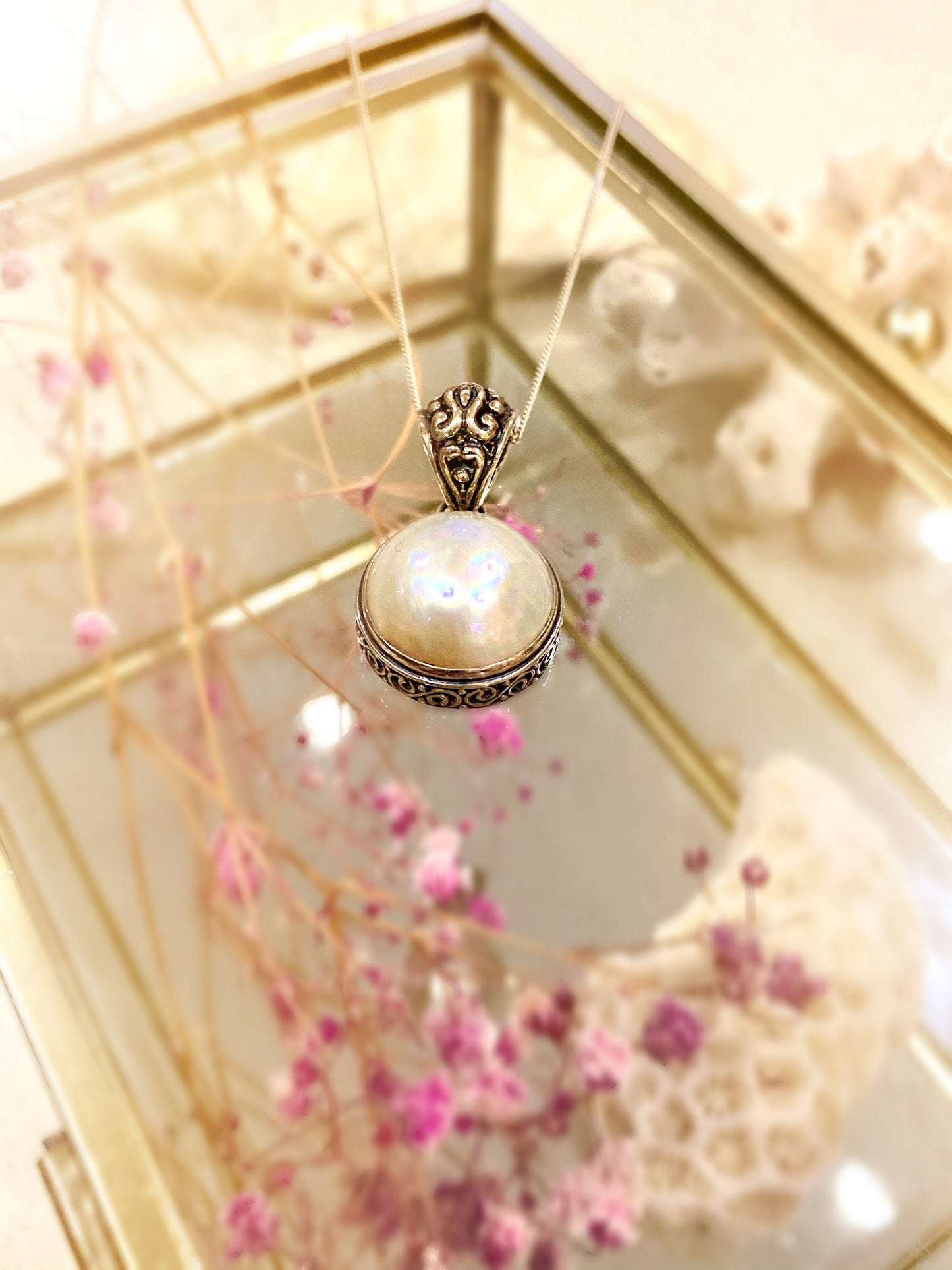 Classic Pearl necklace