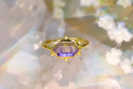 Labradorite ring 18K