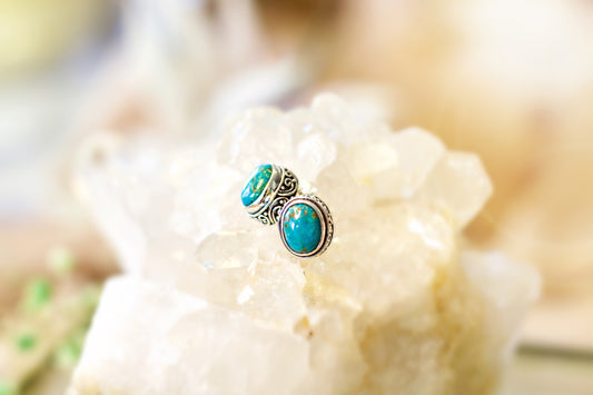 Turquoise stud